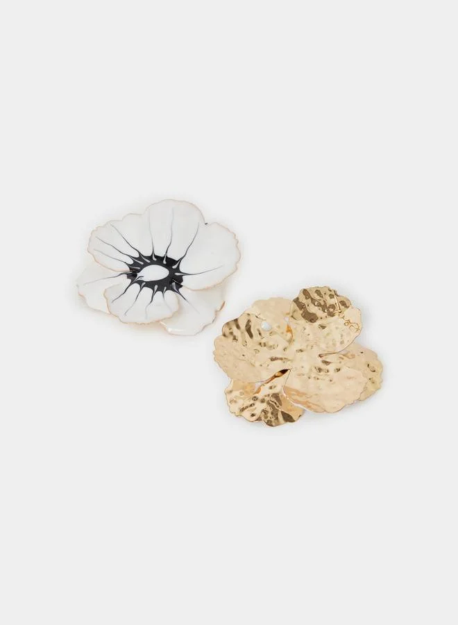 Styli Resin Flower Stud Earrings
