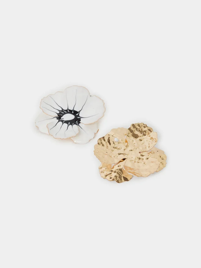 Styli  Resin Flower Stud Earrings for Women | Best Price UAE