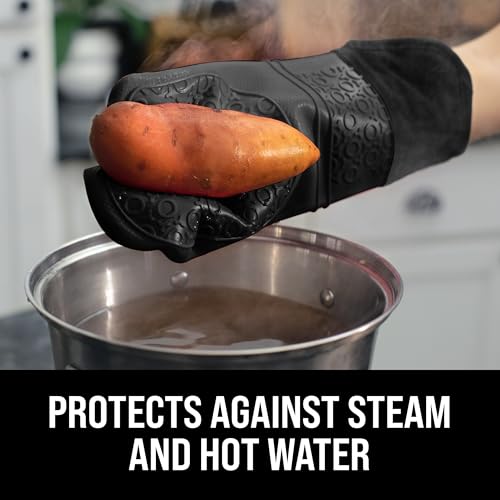 HOMWE BPA-Free Silicone Oven Mitts Ultra Heat Resistant up to 500°F - Oven Mitts with Thick Cotton Liner - Long Slip Resistant Pot Holders, Flexible Oven Gloves - Black 14.7 - Image 4