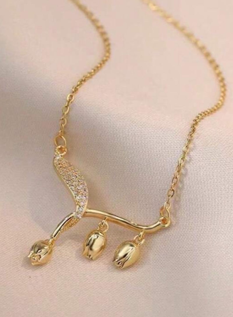Equal Elegant Gold Stainless Steel Necklace For Women - Image 3
