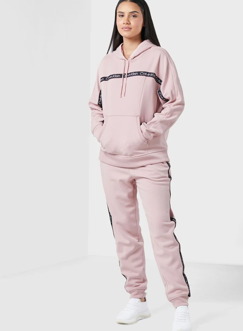 كالفن كلاين سبورت بنطال رياضي بشعار الماركة