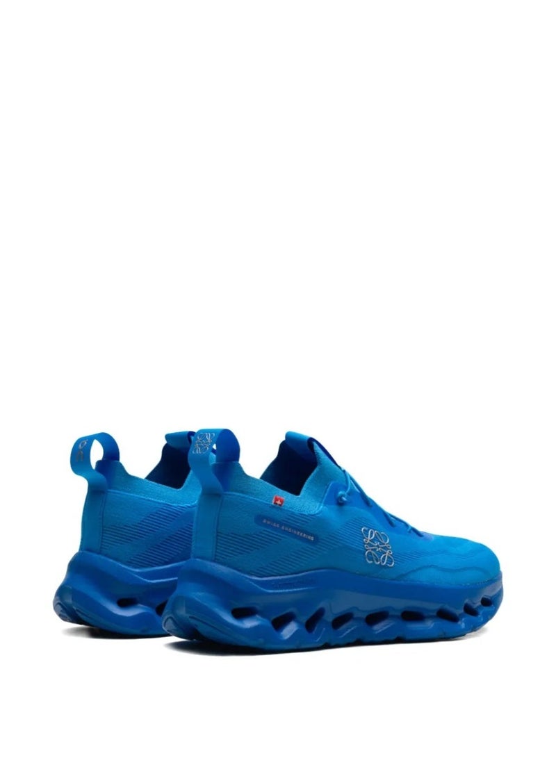 On Running Cloudtilt x LOEWE – Electric Blue | Swiss-Engineered Luxury Performance Sneakers - Image 4