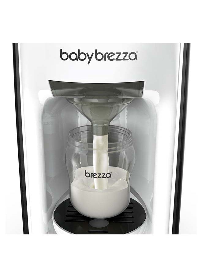 Baby Brezza Funnel And Funnel Cover For Formula Pro Advanced  - Image 4