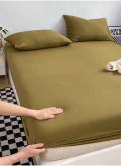 LUNA Home 3-Piece Set: Includes a king-size fitted bedsheet and two pillowcases, washable cotton in a green color.  - Image 1