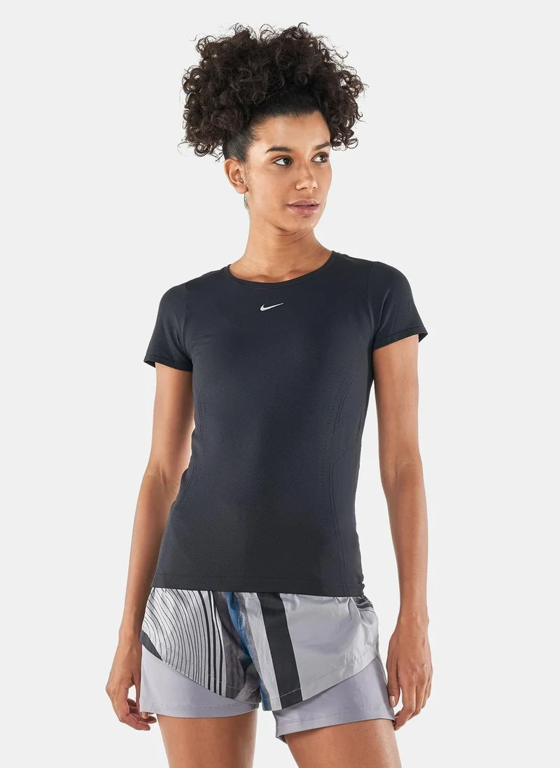 Nike Women's Dri-FIT ADV Aura T-Shirt