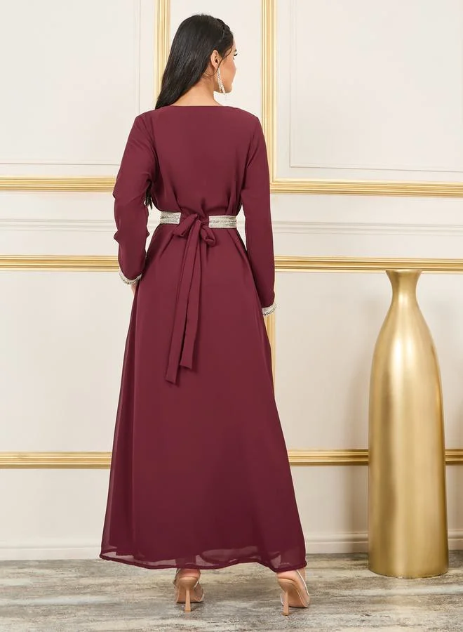 ستايلي Embroidered Lace Rhinestone Detail Kaftan