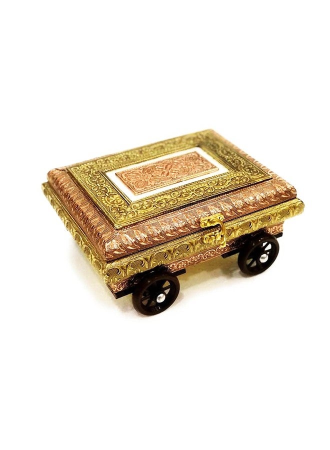 Handicrafts صندوق فواكه مجففة خشبي مصنوع يدويًا كهدية زفاف | وعاء للمخواش وجوز التنبول (4 أقسام) 7 × 9 بوصات - Image 1