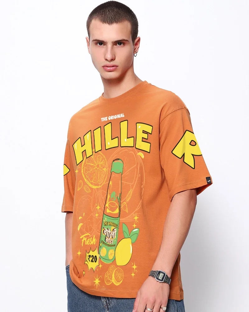 بيواكوف تيشيرت رجالي كبير بطبعة رسومية باللون الكراميل والبرتقالي