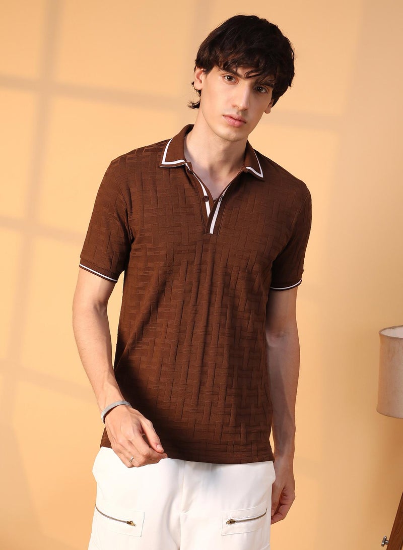 Campus Sutra Men's Coffee Brown Weave-Textured Polo T-Shirt For Casual Wear | Polo Neck | Short Sleeve | Half-Button Closure | T-Shirt Crafted With Comfort Fit For Everyday Wear - Image 2