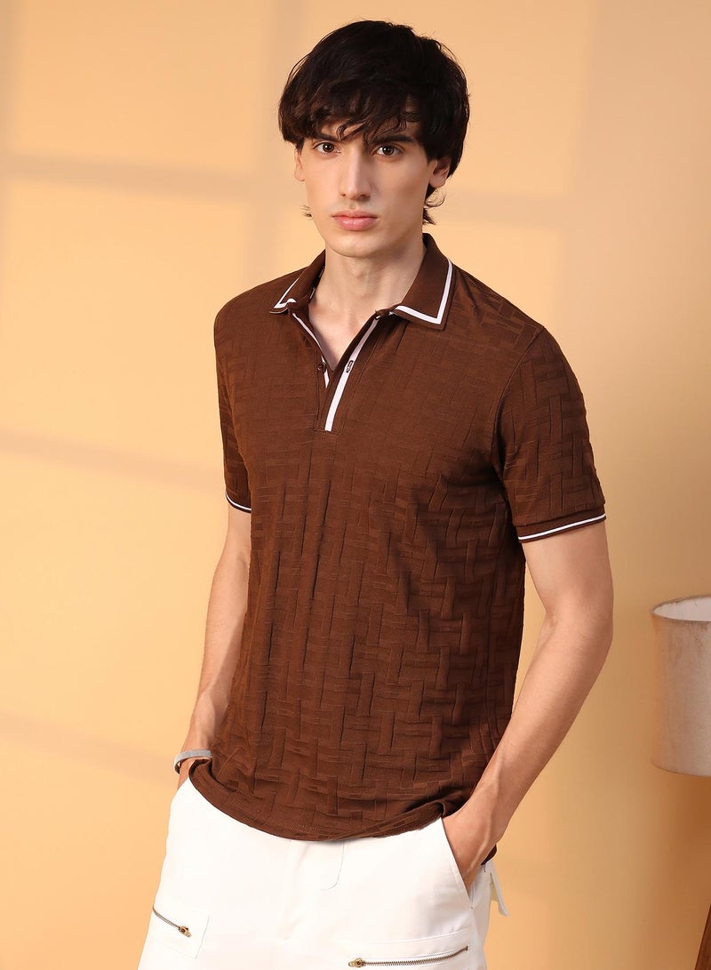 Campus Sutra Men's Coffee Brown Weave-Textured Polo T-Shirt For Casual Wear | Polo Neck | Short Sleeve | Half-Button Closure | T-Shirt Crafted With Comfort Fit For Everyday Wear - Image 3