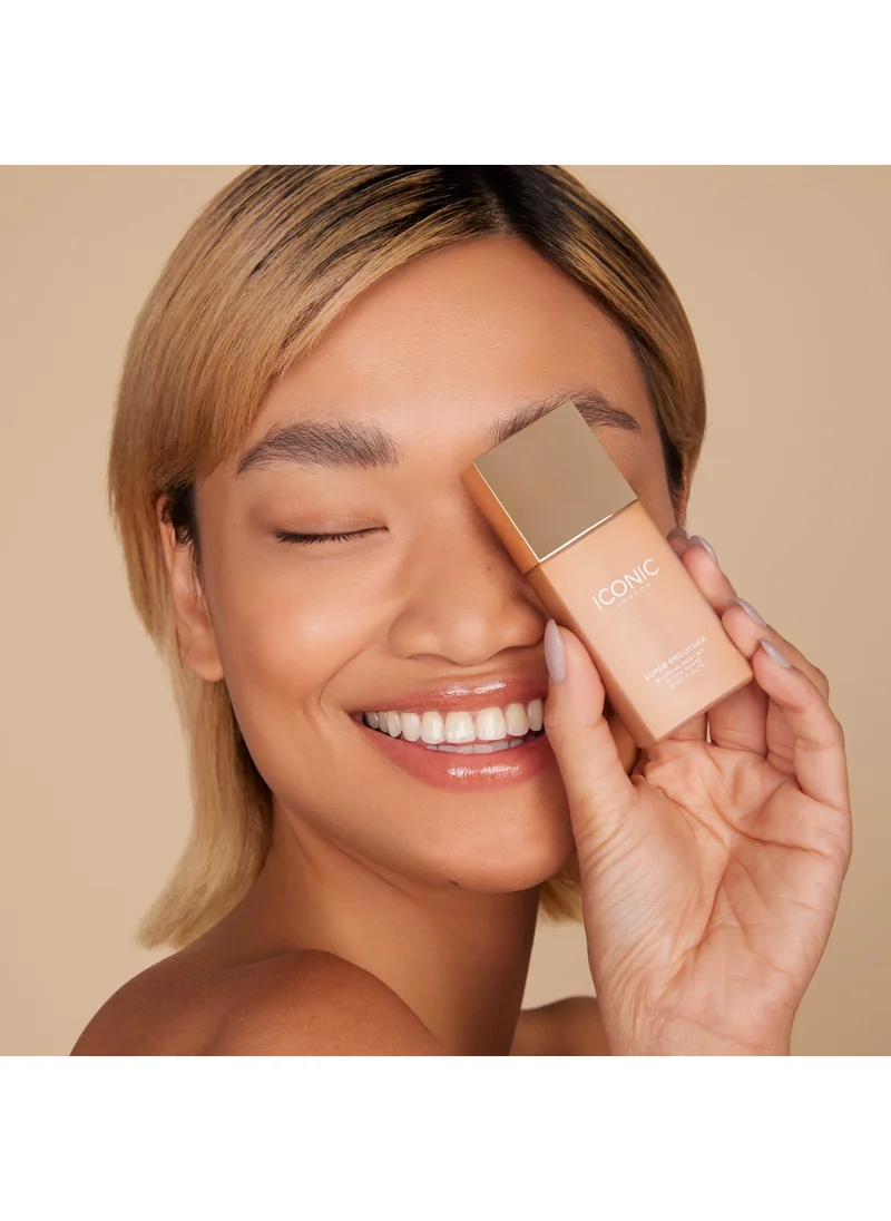 ICONIC LONDON Super Smoother Blurring Skin Tint - Warm Fair