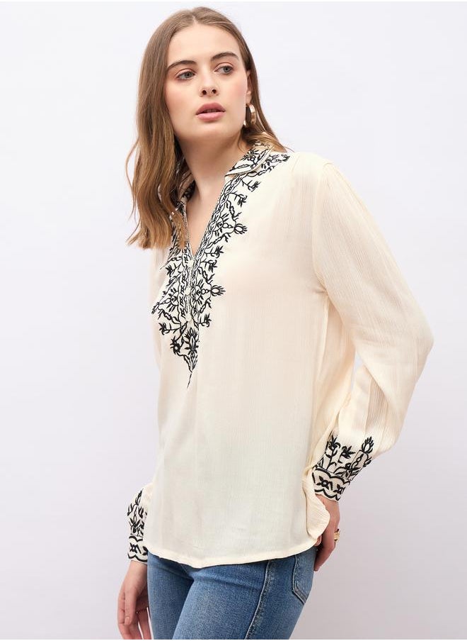 Styli Embroidered Regular Fit Collared Top  - Image 3