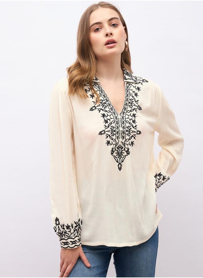 Styli Embroidered Regular Fit Collared Top  - Image 2