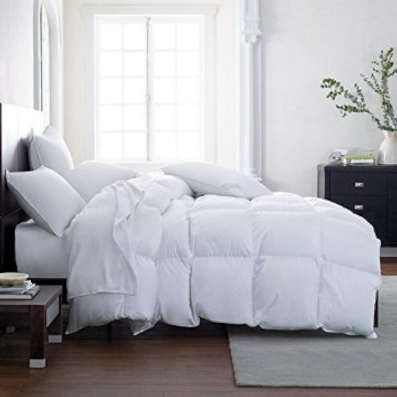 Down Alternative Comforter California King Size  Extra Fluffy Duvet Insert  Thick Puffy Premium All Season Winter  Luxury Breathable Hotel Cooling Comforter  California King White 104x96 inches