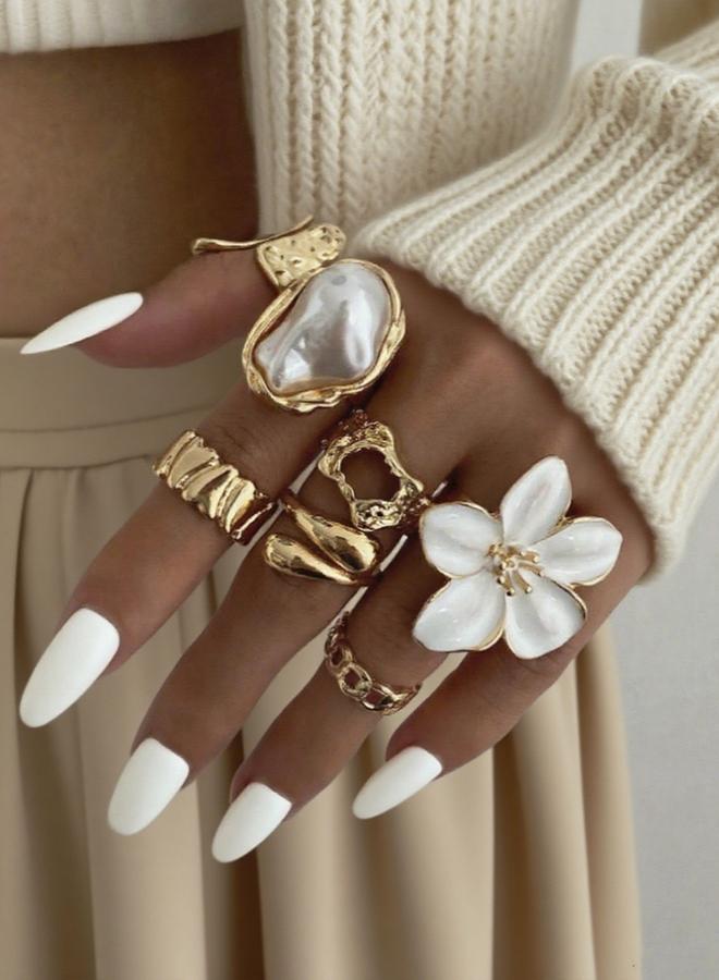 Take Two Set of 7 - 3D Flower Statement Rings - Image 1