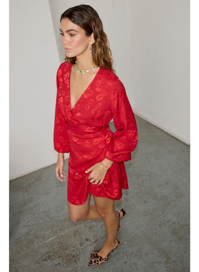 Never fully Dressed Red Kiss Print Dress - Image 2