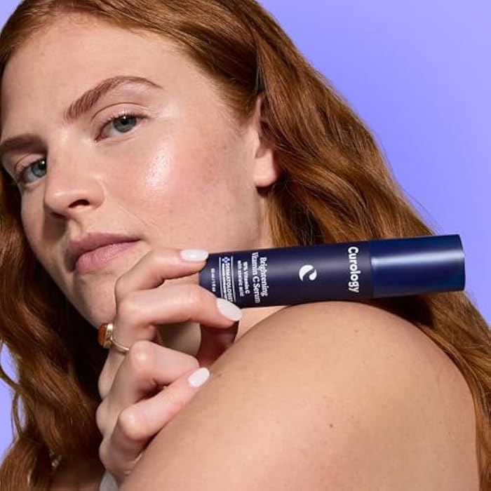 Curology Brightening Vitamin C Serum, Visibly Evens Skin Tone, Smooths Texture, and Calms Redness, Milky Texture, 1 fl oz - Image 2