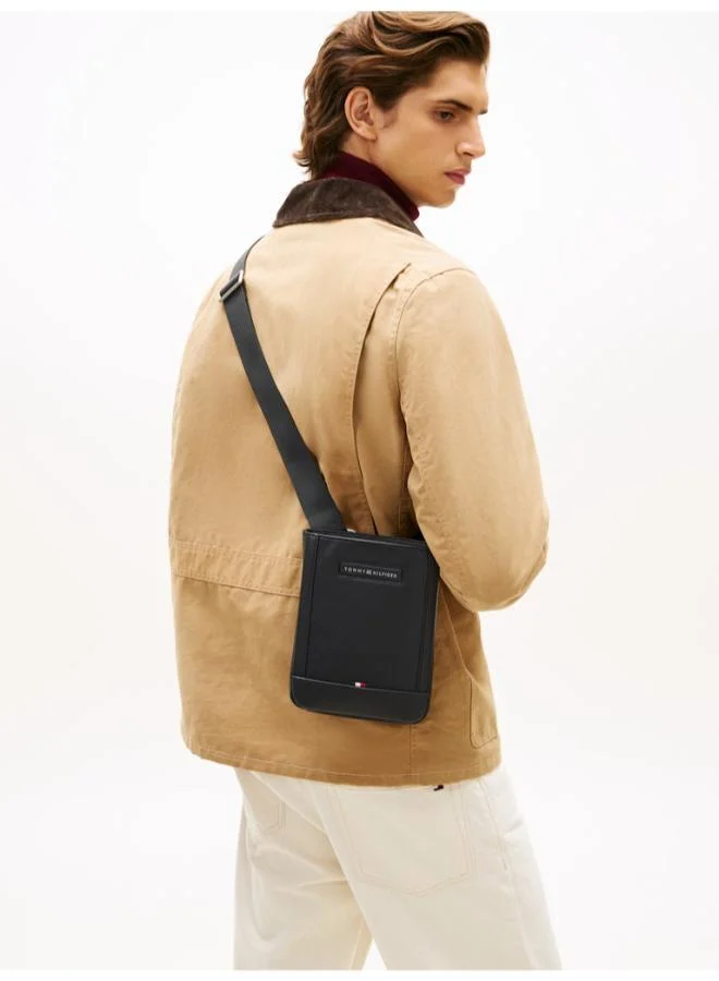 TOMMY HILFIGER Logo Crossbody Bag