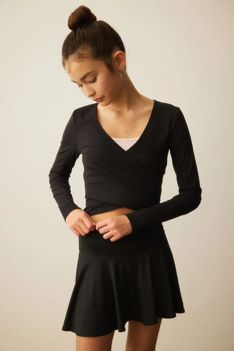 H&M Sports wrap top with SoftMove™