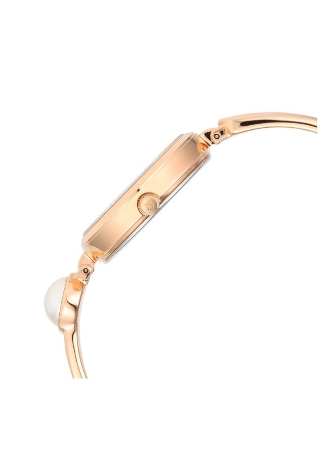 TITAN ساعة رجا باور بيرلز للنساء 2720WM01 – قرص وردي ذهبي، حزام معدني من الفولاذ المقاوم للصدأ مع لمسة من اللؤلؤ، حركة كوارتز - Image 4