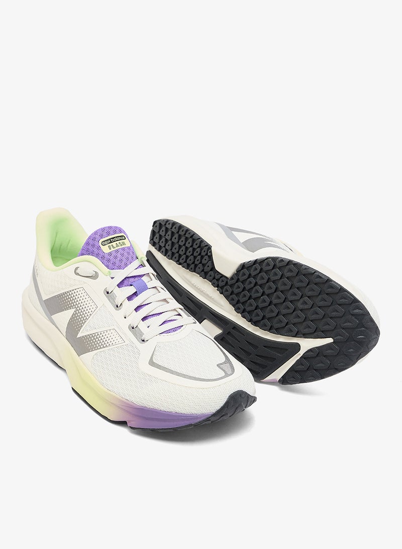 نيو بالانس أحذية رياضية فلاش - Image 3