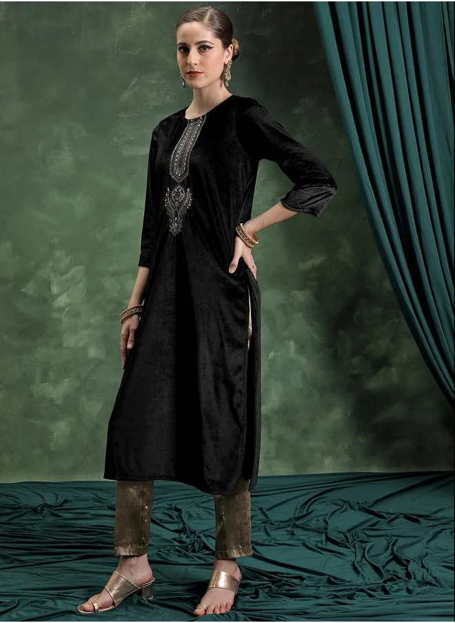 Vishudh Black Thread Work Straight Kurta by Styli