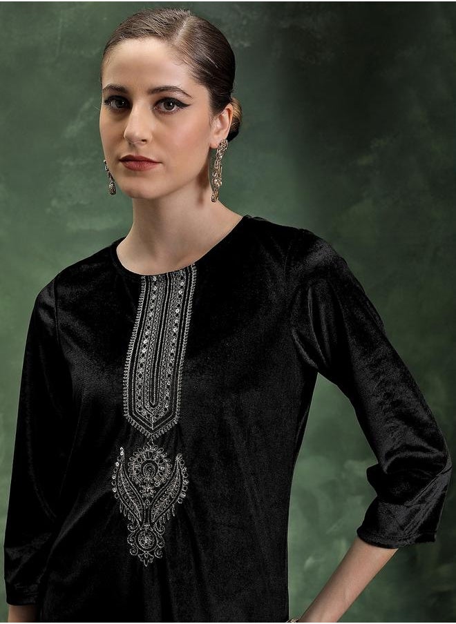 Vishudh - Black Thread Work Straight Kurta by Styli - Image 1