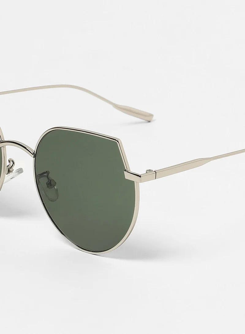 Haute Sauce The Curved Cateye Sunglasses - Space Grey