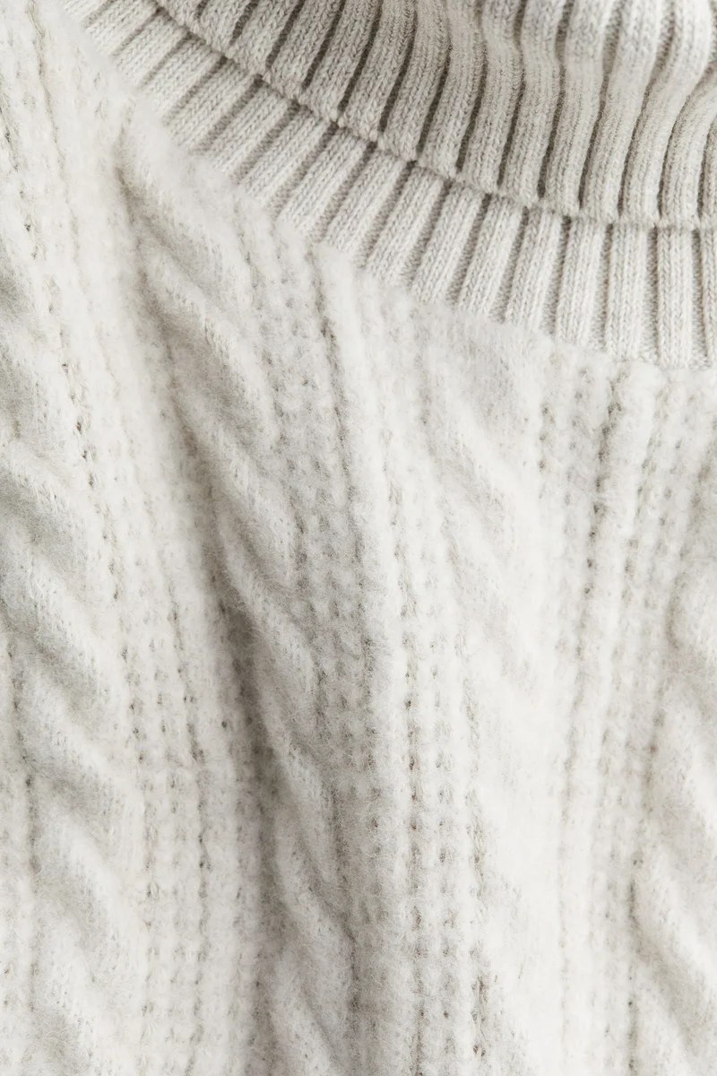 H&M High-Neck Sweater Vest