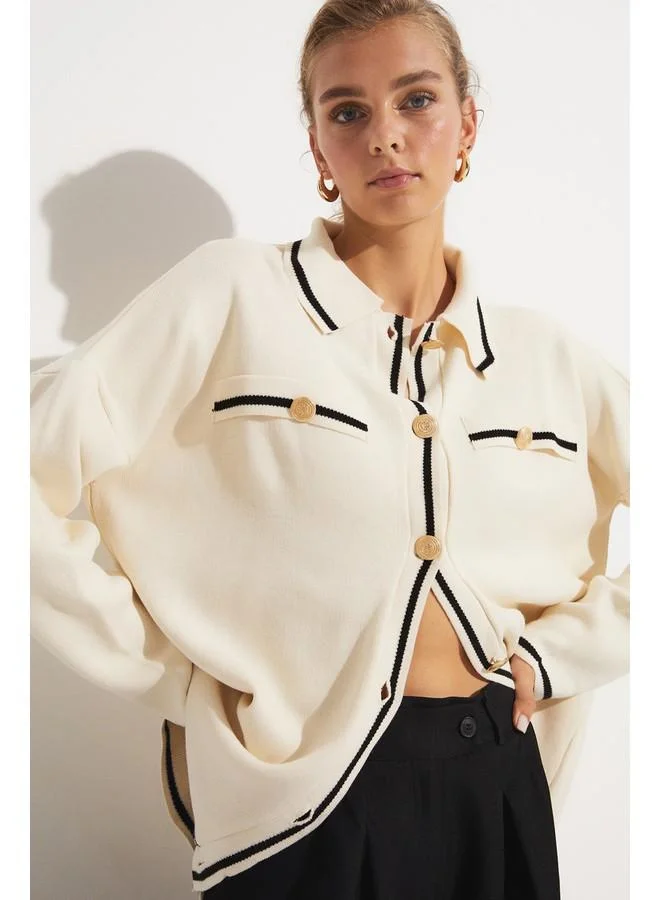 جون June Exclusive Button Detailed Knitted Cardigan Ecru