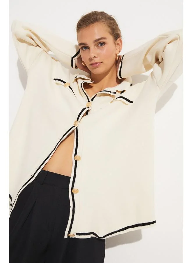 جون June Exclusive Button Detailed Knitted Cardigan Ecru