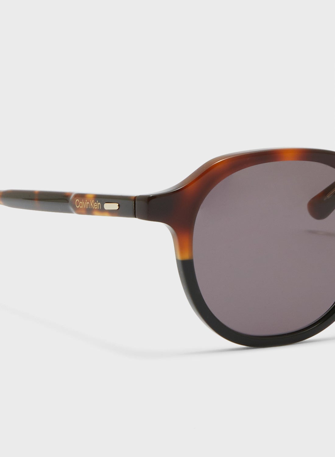 نظارات شمسية - كالفن كلاين