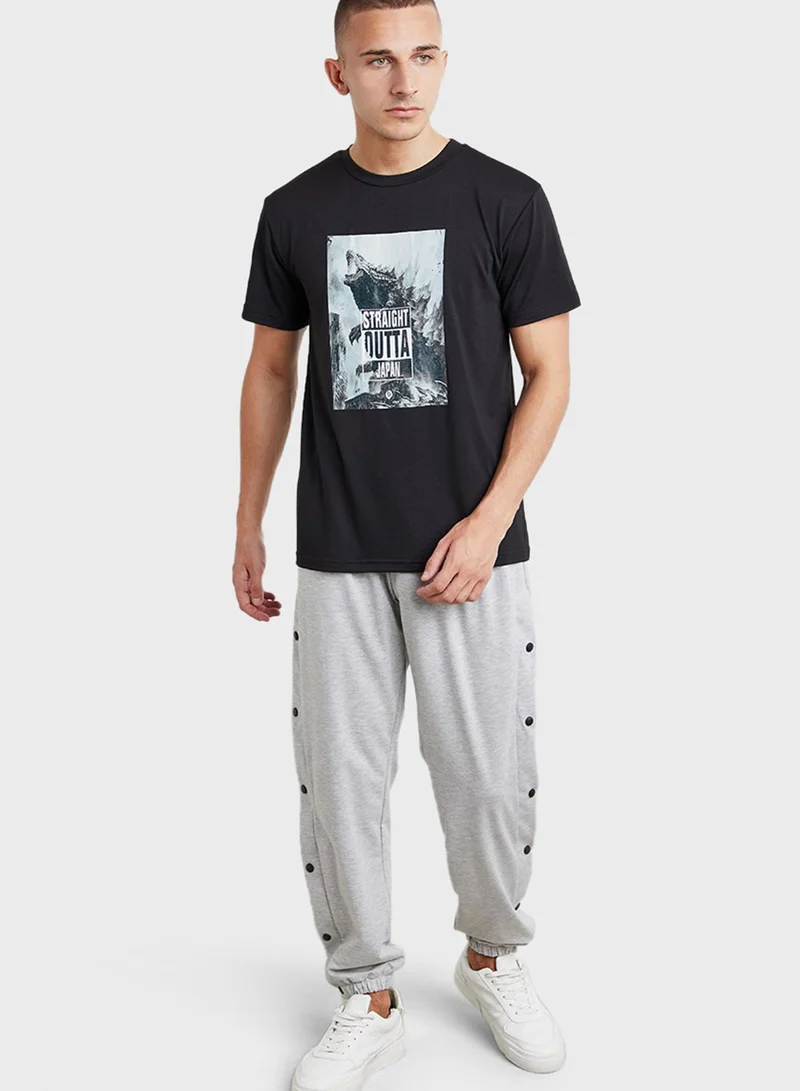 Styli Graphic Crew Neck T-Shirt