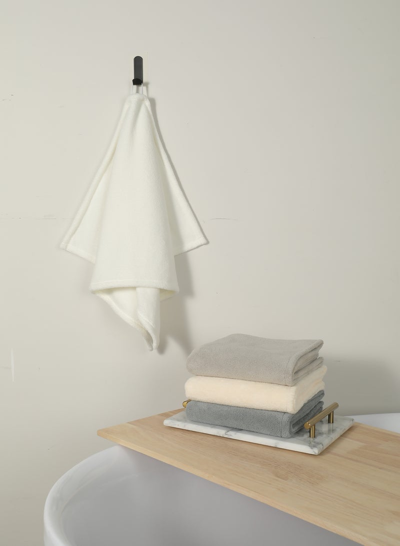 DrSleeep White Large Bath Towel - Ultra-Soft Coral Fleece, High Water Absorption, Lightweight, and Gentle on Sensitive Skin - Quick-Dry and Durable for Everyday Use - Image 1