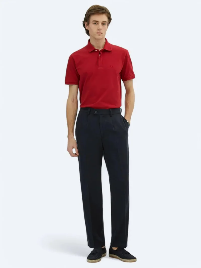 كيب بنطال كاجوال فضفاض من قماش منسوج باللون الأزرق الداكن