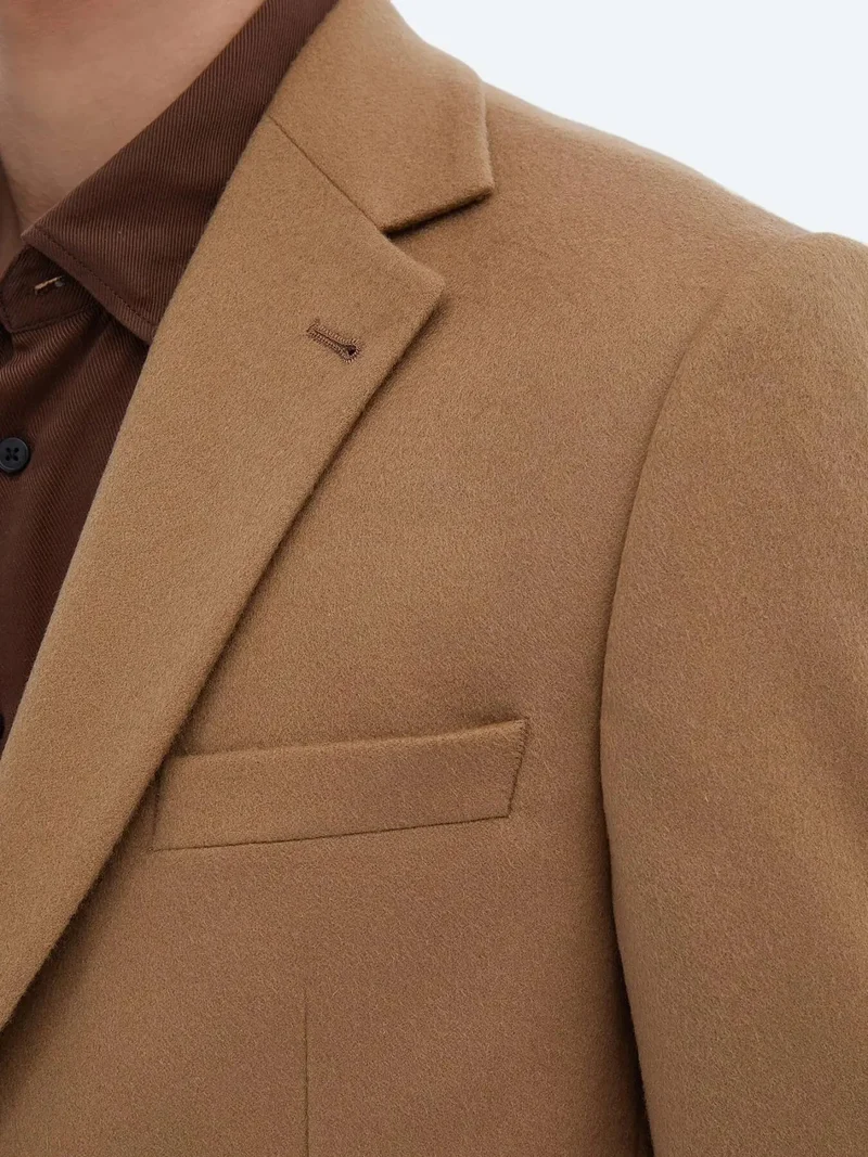 كيب جاكيت باف سادة بقصة عصرية من مزيج الصوف