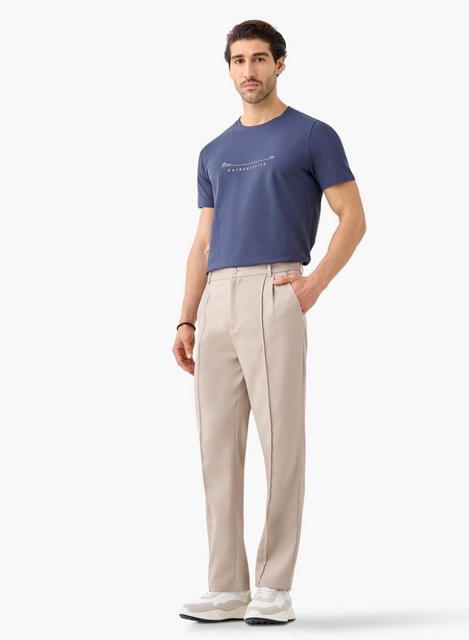 ايكونيك تيشيرت مطبوع أيقوني بياقة دائرية وأكمام قصيرة - Image 2