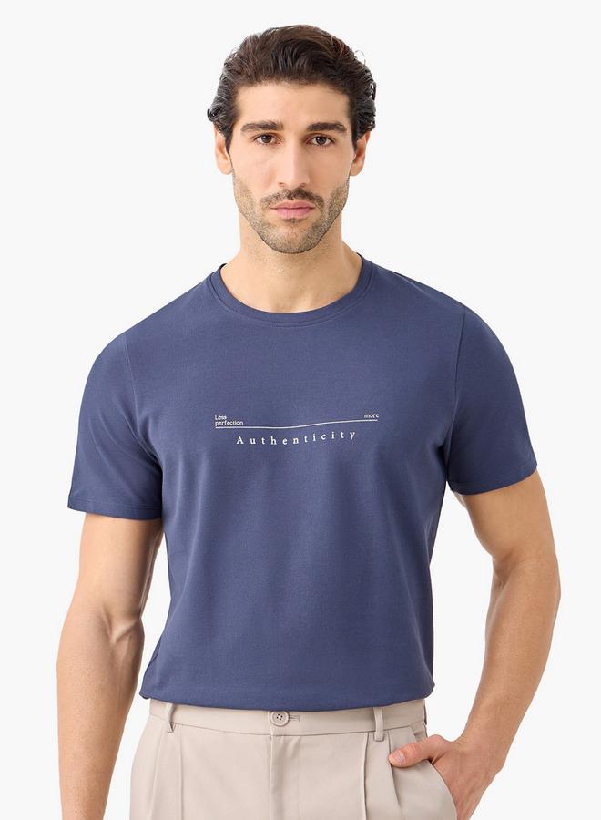 ايكونيك تيشيرت مطبوع أيقوني بياقة دائرية وأكمام قصيرة - Image 1