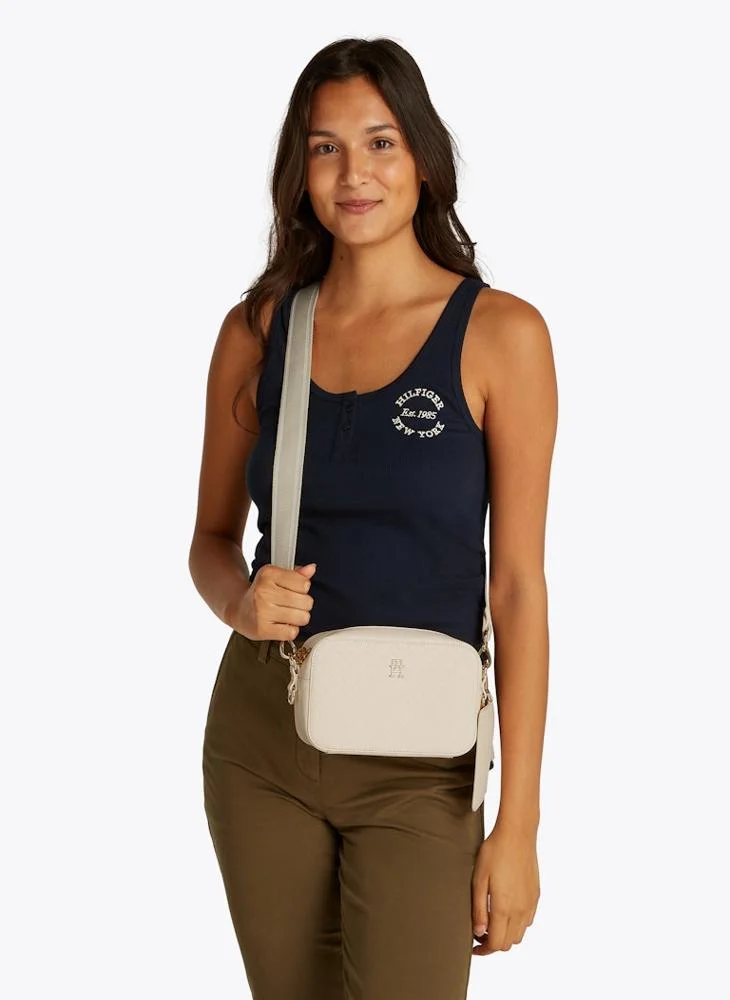 TOMMY HILFIGER CAMERA BAG