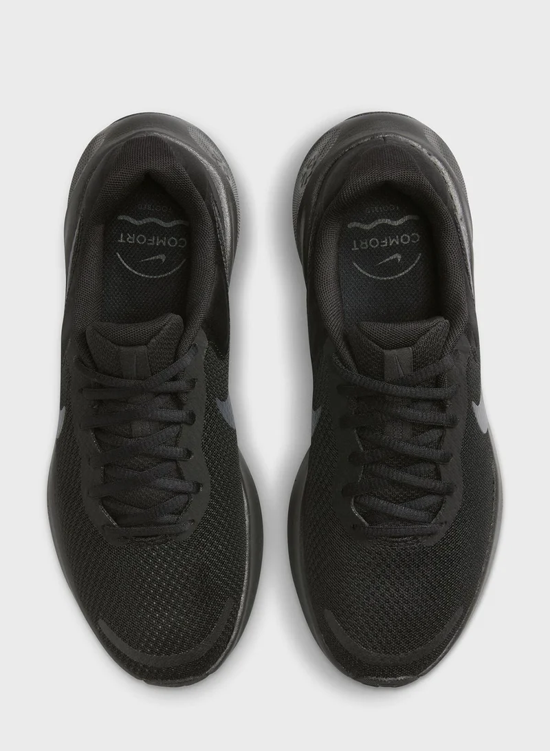 Nike Revolution 7