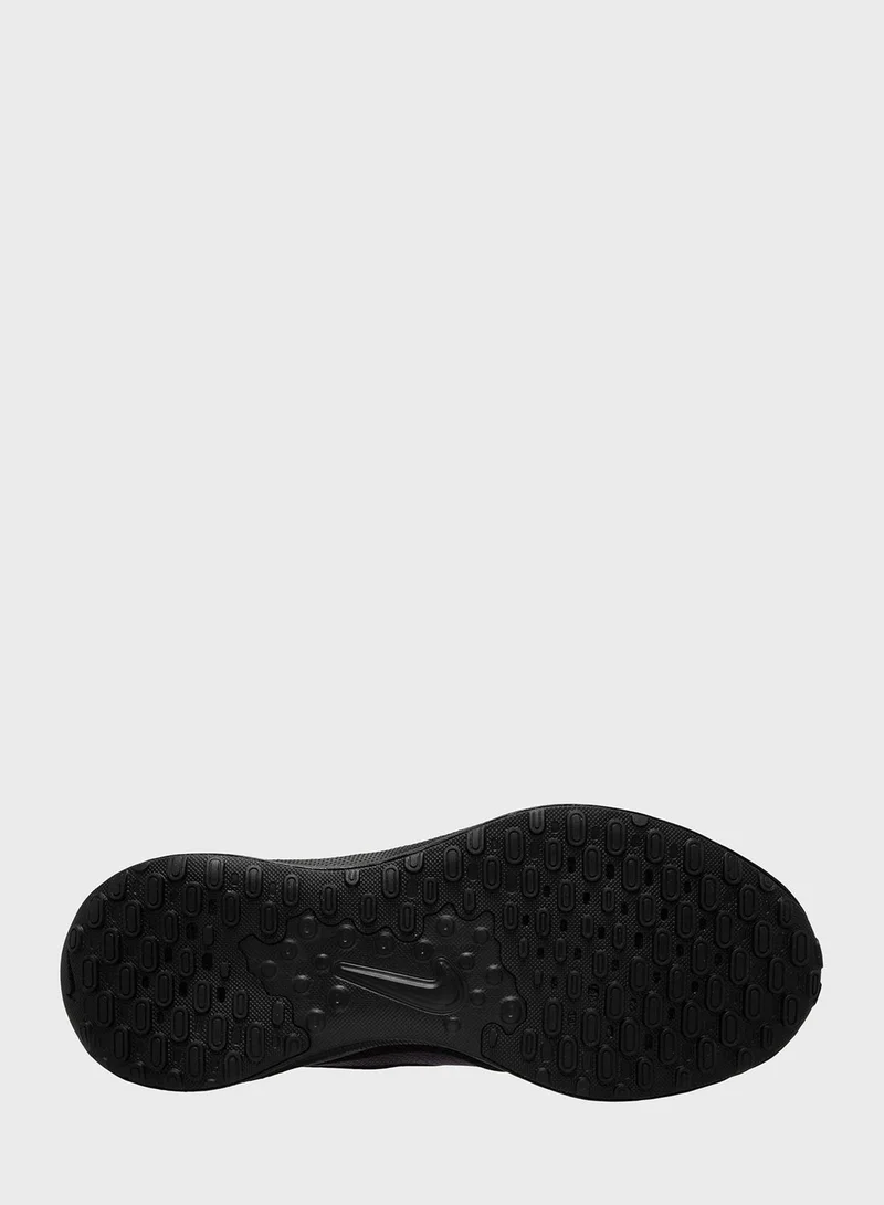 Nike Revolution 7