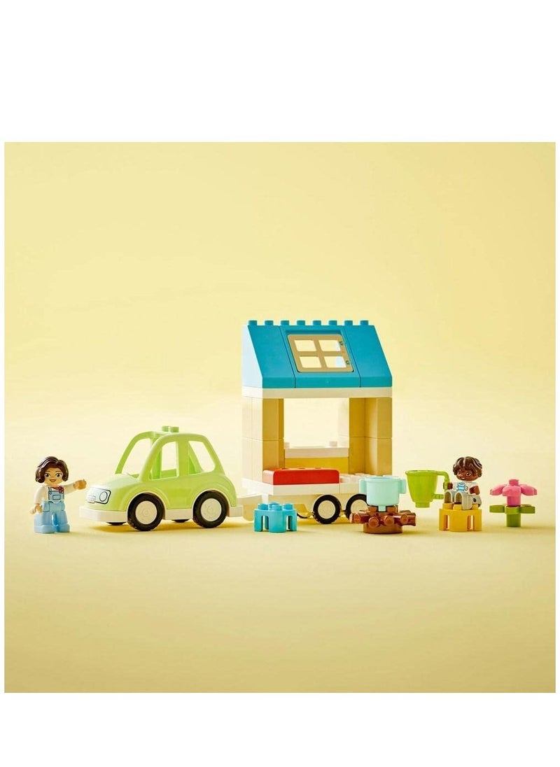 LEGO Family House on Wheels 10986  - Image 2