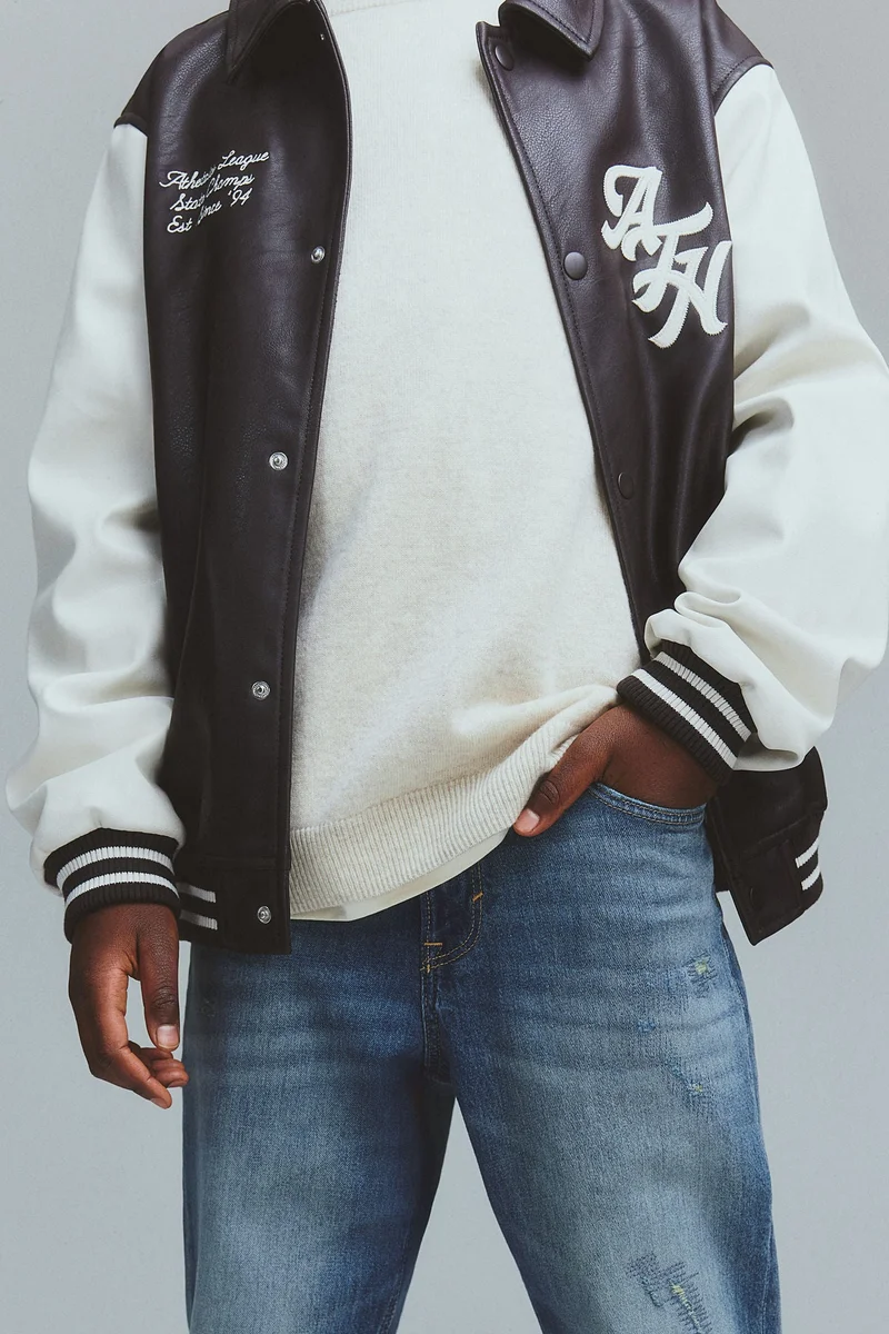 H&M Relaxed Tapered Fit Jeans
