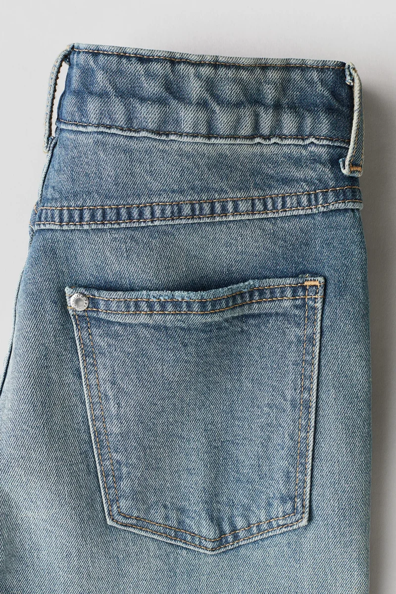H&M Relaxed Tapered Fit Jeans