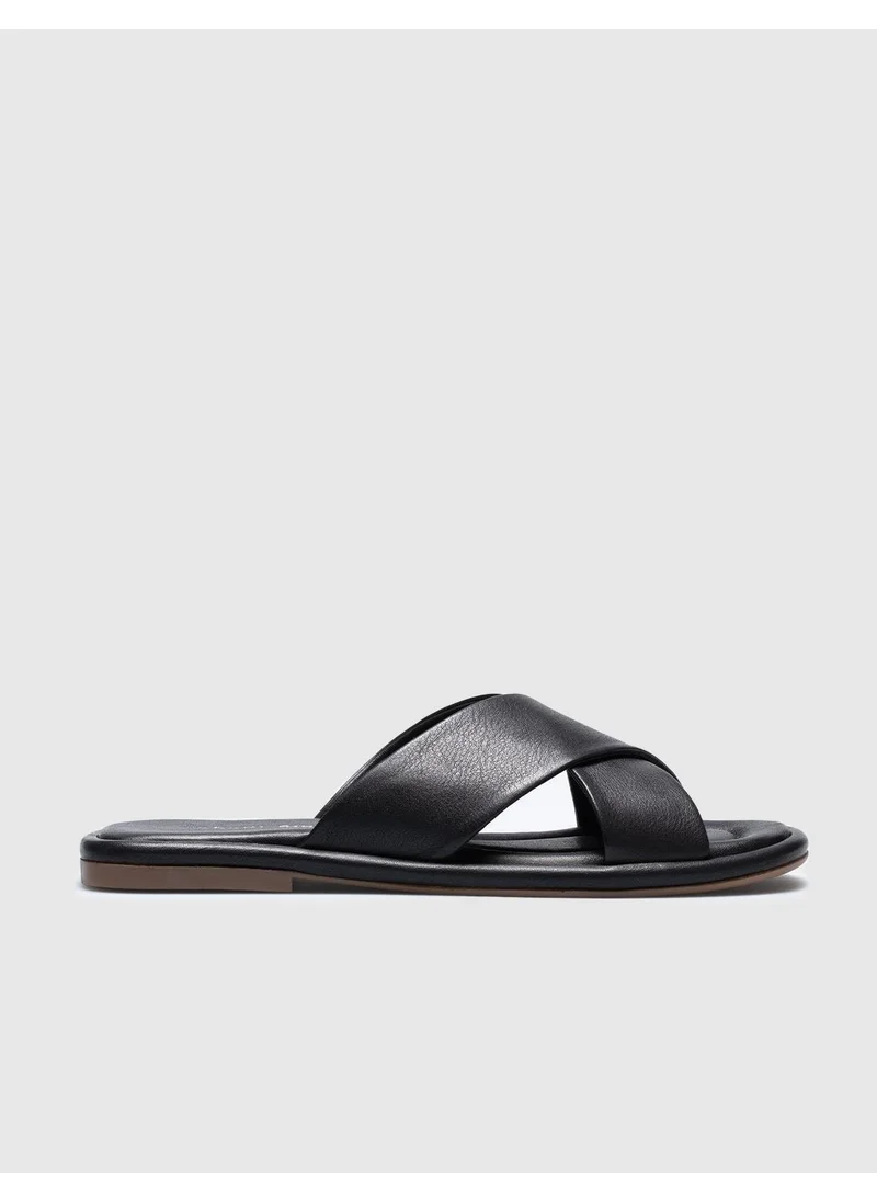 كاباني Leather Black Women's Flat Slippers