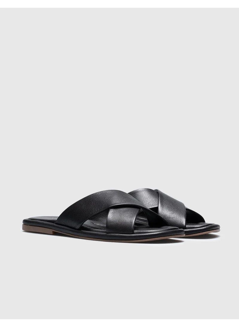 كاباني Leather Black Women's Flat Slippers