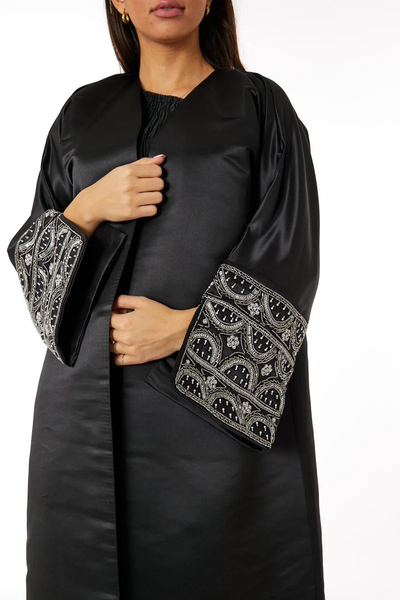 Moistreet  V-Neck  Satin Split Cuffs Abaya for Women | Best Price UAE