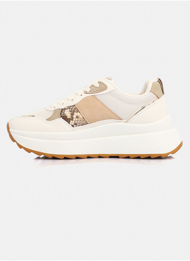 DejaVu - Fashionable Sneakers - Image 1