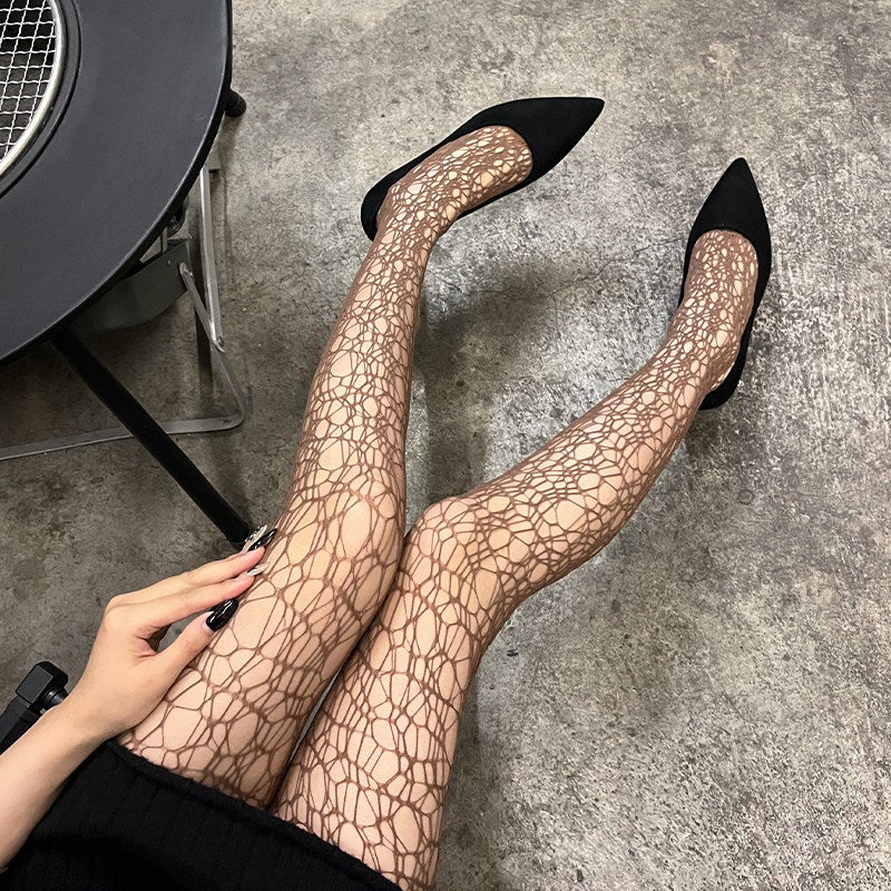جوارب شبكية صيفية مثيرة للنساء بتصميم غير منتظم وأسلوب بانك مخرقة - Image 3