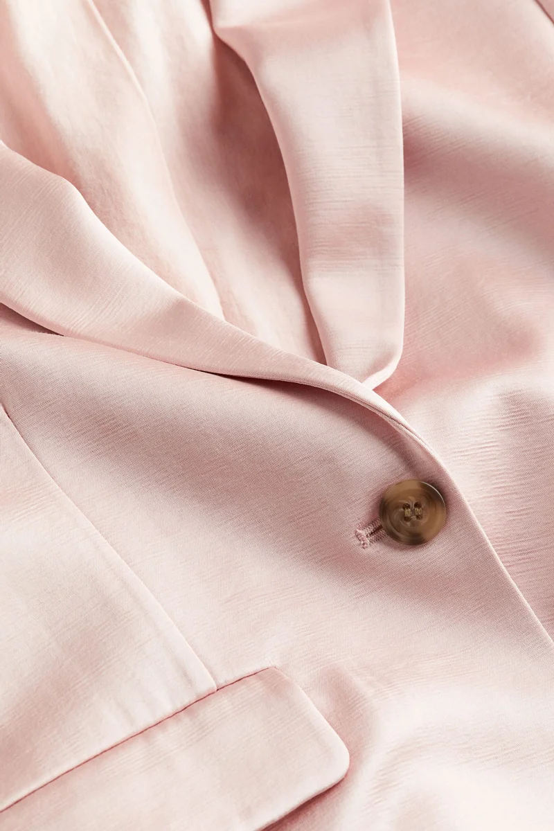 اتش اند ام بليزر من الساتان